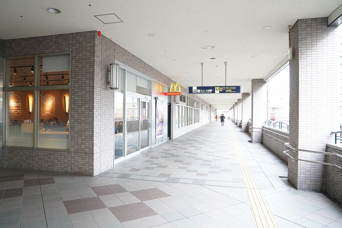 阪急山田駅からのアクセス03